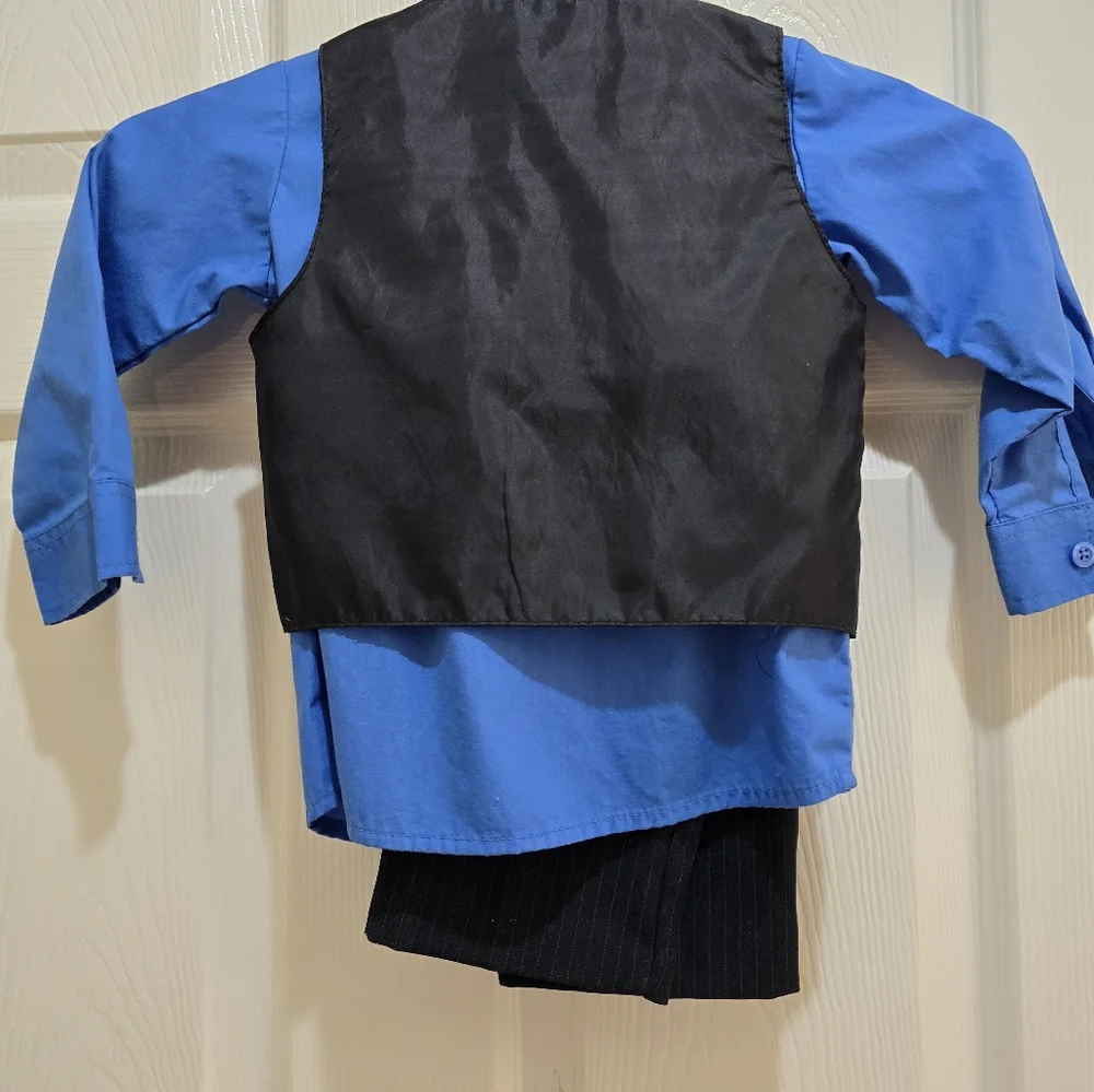 Nautica 4 Piece Set - Picture 2 of 9